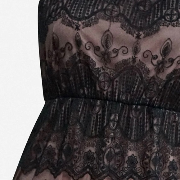 Pretty strapless mini dress - Picture 4 of 4